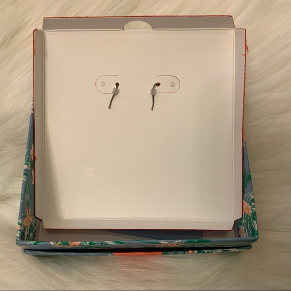 Lucky Brand NWT Silver Teardrop Earrings - Picture 8 of 10